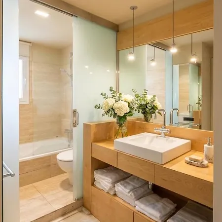 Apartman El Refugio 300 Meters From The Pool Full Actualized Design Garden Renewed On June 26